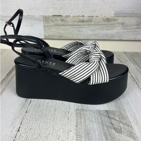 Journee Collection Womens 9.5 Lailee Black White Buckle Platform Sandals NEW - Picture 4 of 8